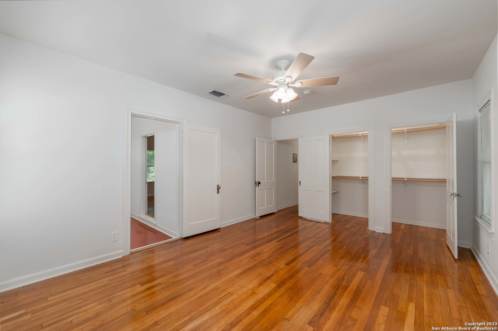 465 S Guenther Avenue New Braunfels TX 78130