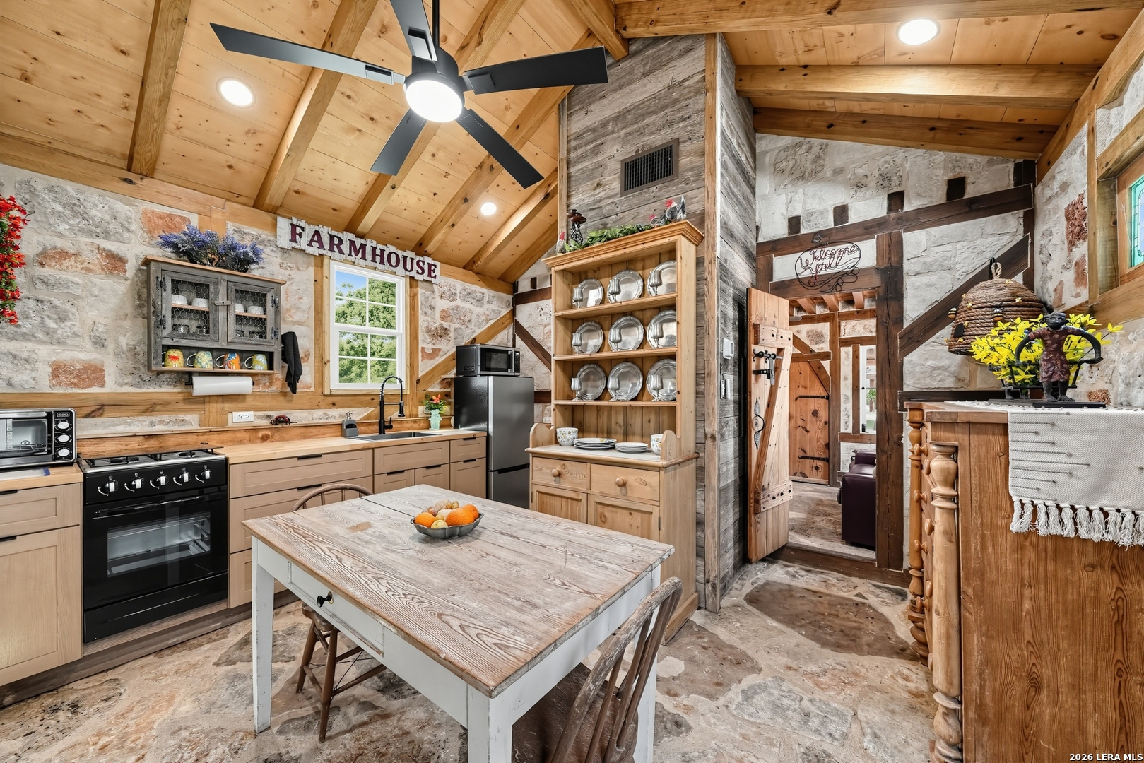 328 Himmel Road Fredericksburg TX 78624