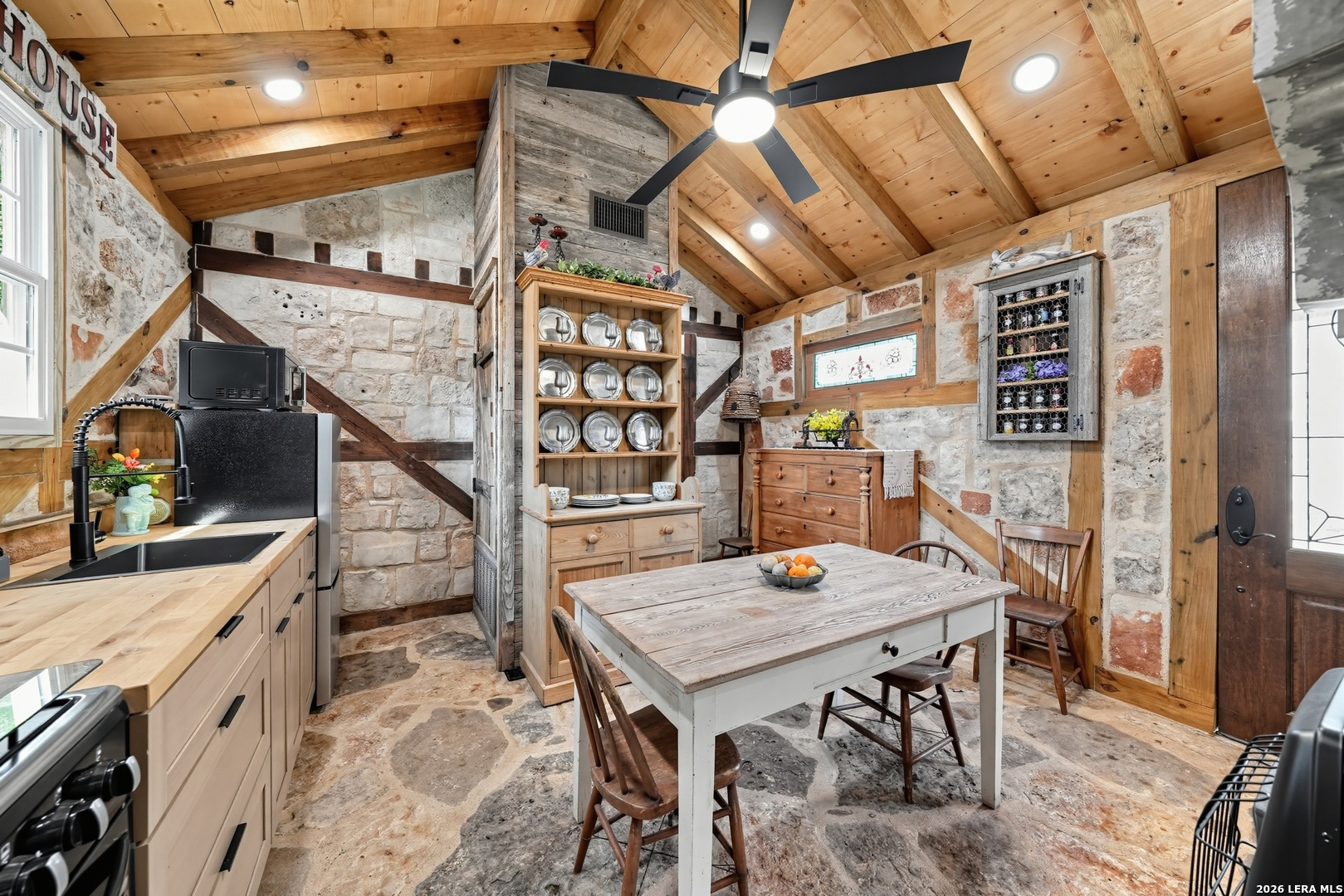 328 Himmel Road Fredericksburg TX 78624