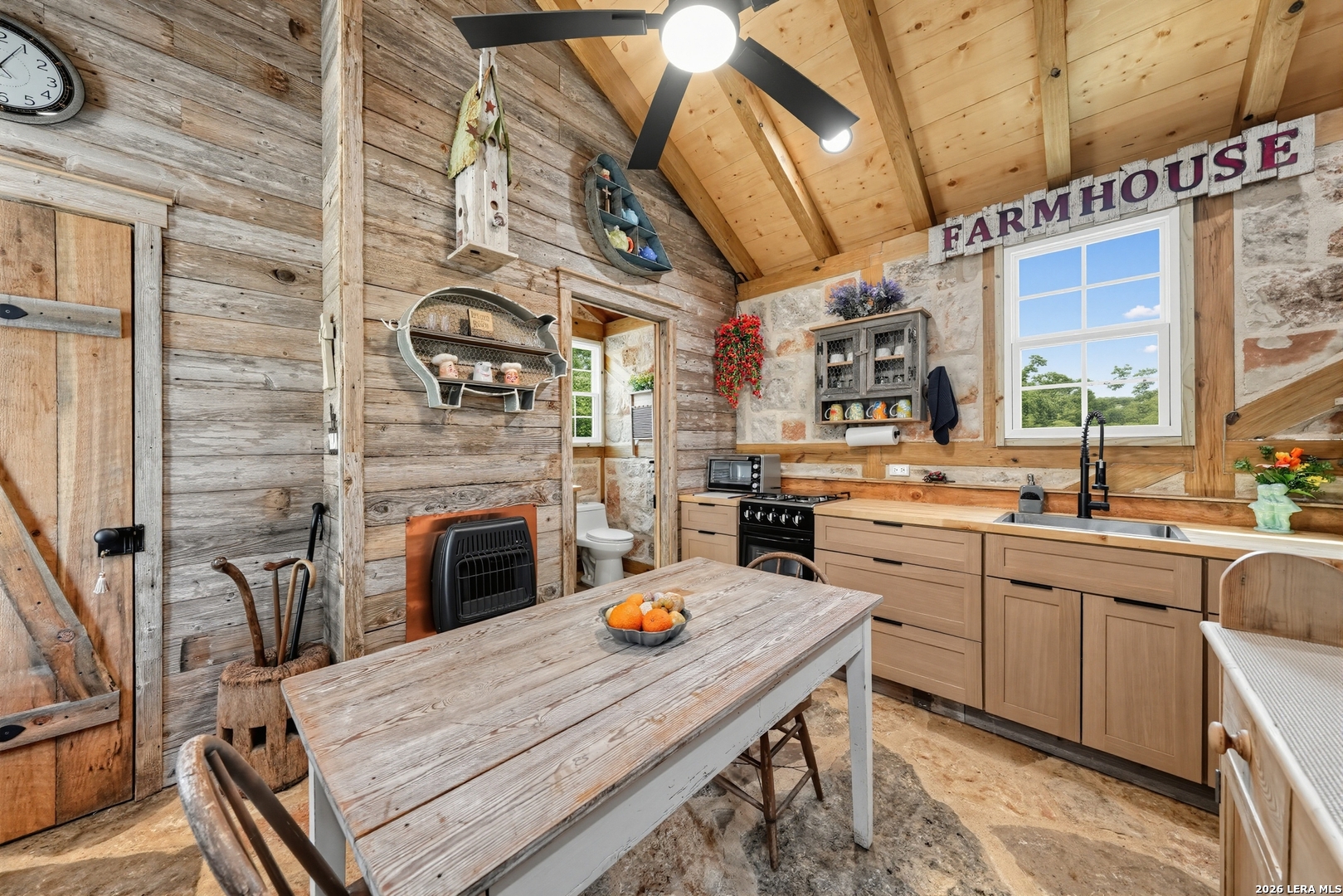 328 Himmel Road Fredericksburg TX 78624