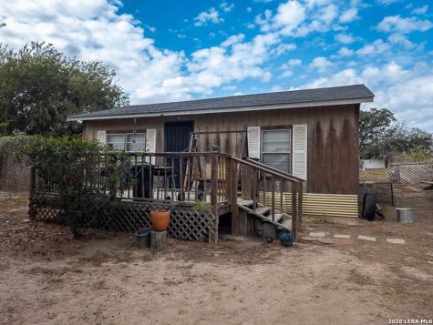 343 Bocawood Drive Poteet TX 78065