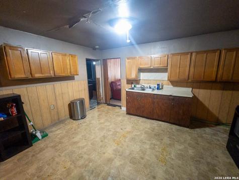 343 Bocawood Drive Poteet TX 78065