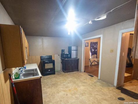 343 Bocawood Drive Poteet TX 78065