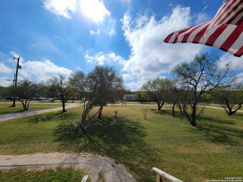 230 County Road 3822 San Antonio TX 78253
