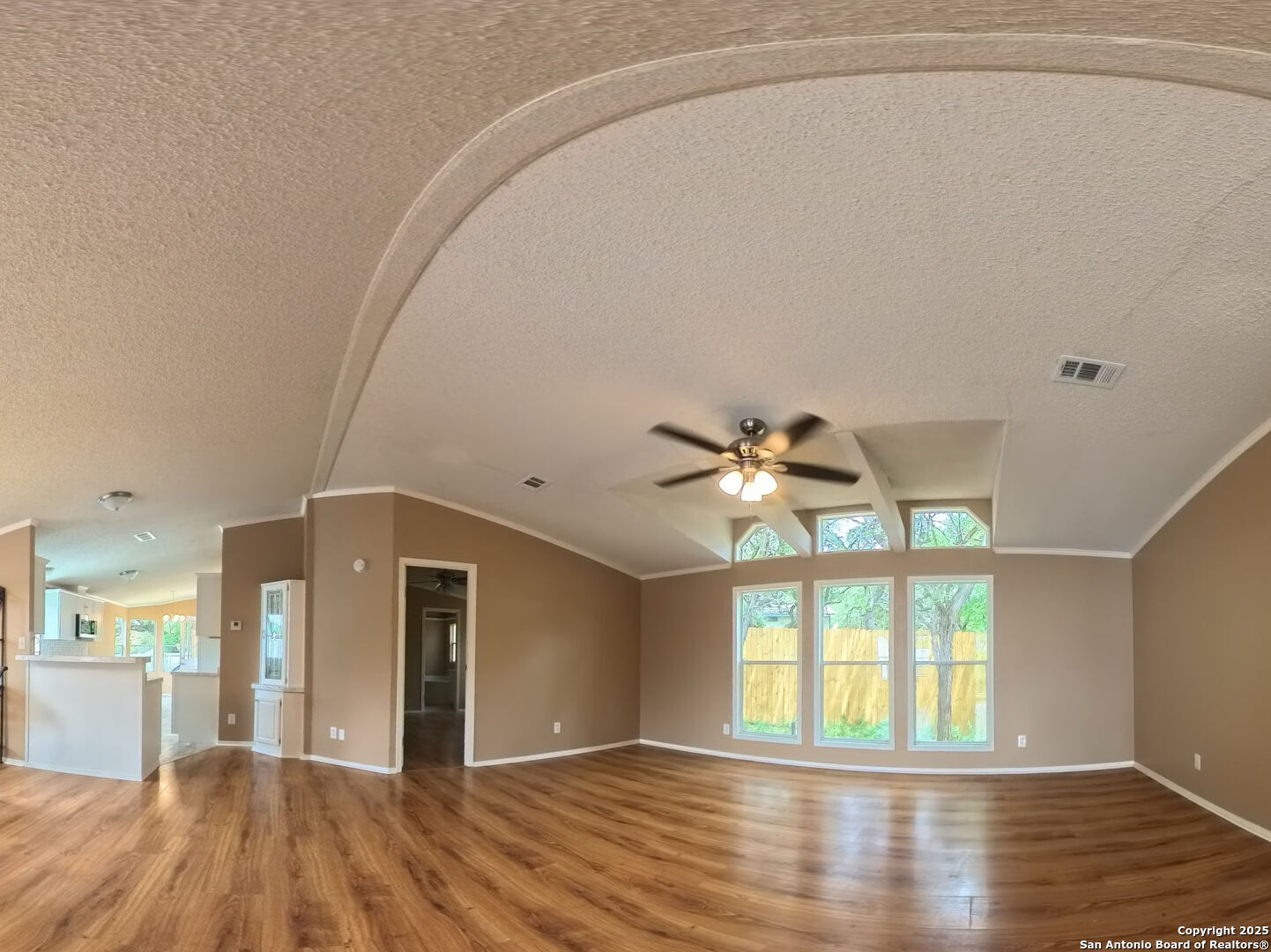 1108 Hillside Oaks Bulverde TX 78163