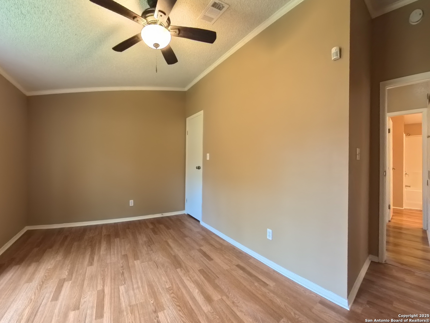 1108 Hillside Oaks Bulverde TX 78163