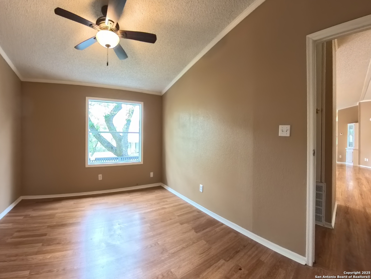 1108 Hillside Oaks Bulverde TX 78163