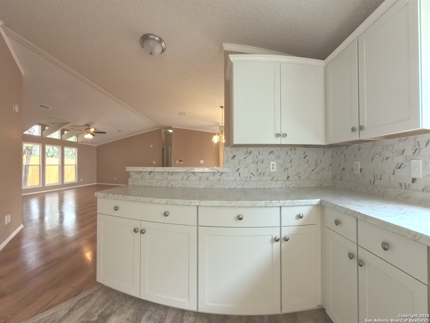 1108 Hillside Oaks Bulverde TX 78163