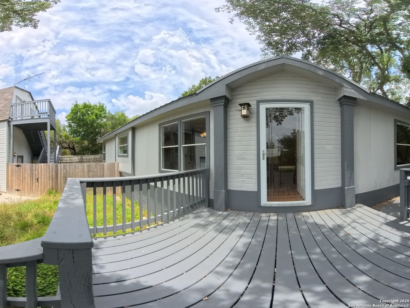 1108 Hillside Oaks Bulverde TX 78163