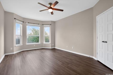 2038 Rhesus View San Antonio TX 78245