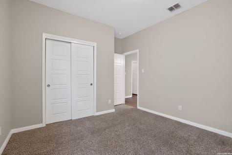 2038 Rhesus View San Antonio TX 78245