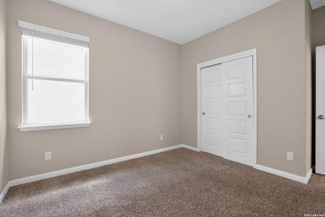 2038 Rhesus View San Antonio TX 78245
