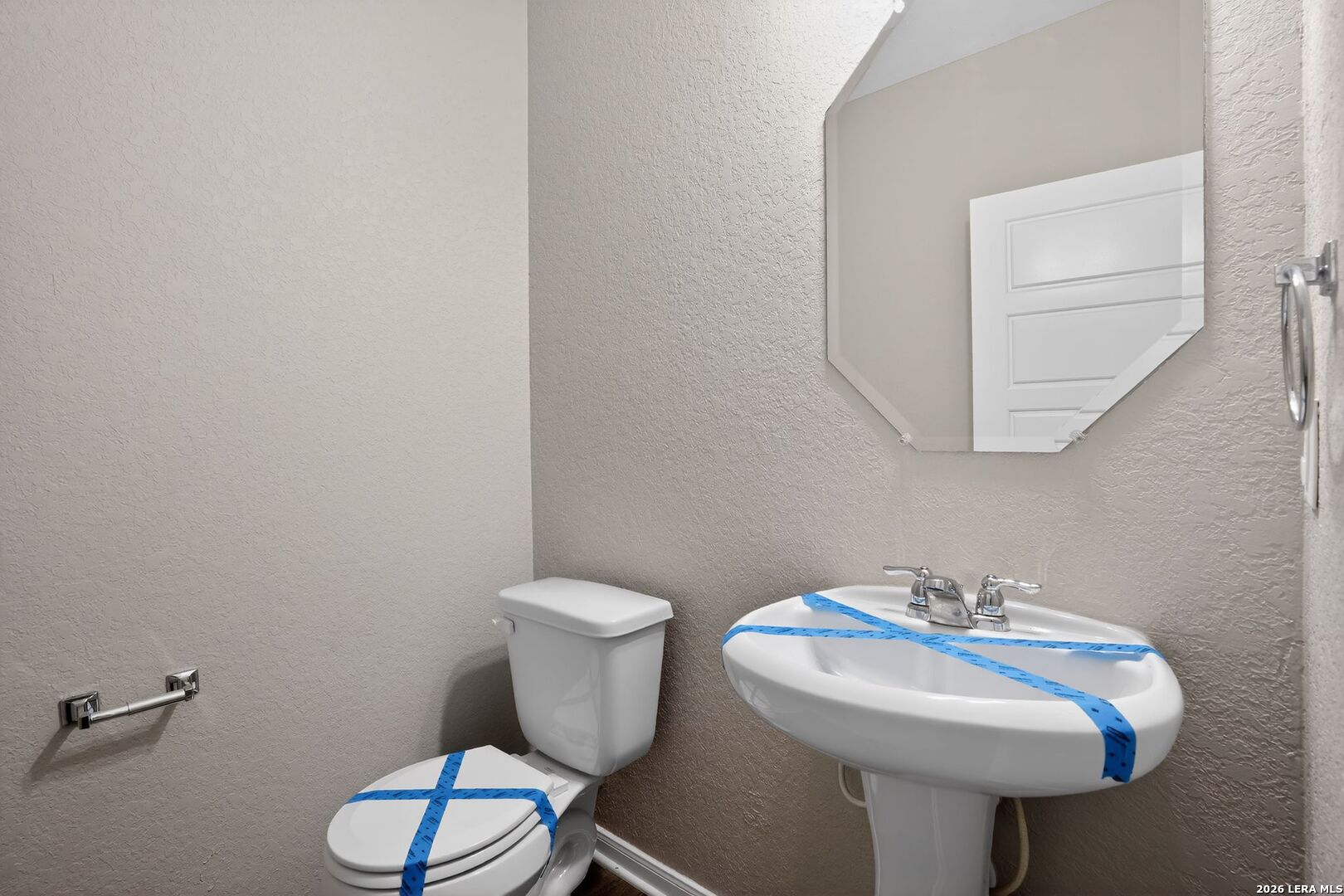 2038 Rhesus View San Antonio TX 78245