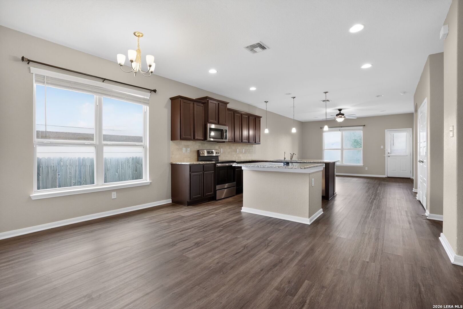 2038 Rhesus View San Antonio TX 78245