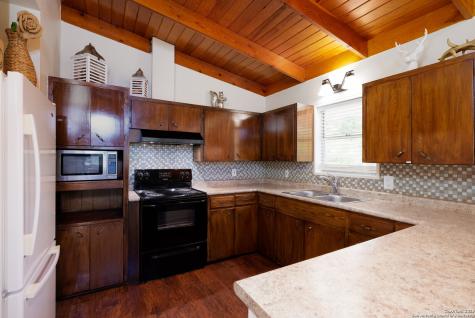 574 Skyline Drive Canyon Lake TX 78133