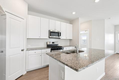 2824 Green Finch New Braunfels TX 78130