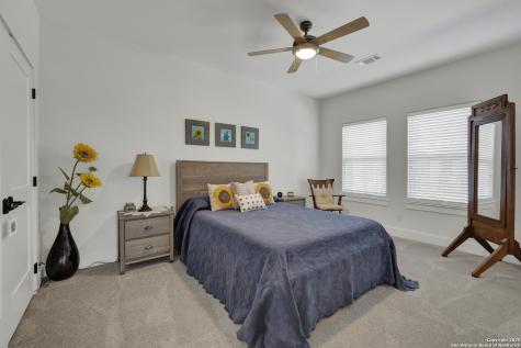 1799 W Lakeside Canyon Lake TX 78133