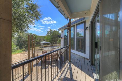 1799 W Lakeside Canyon Lake TX 78133