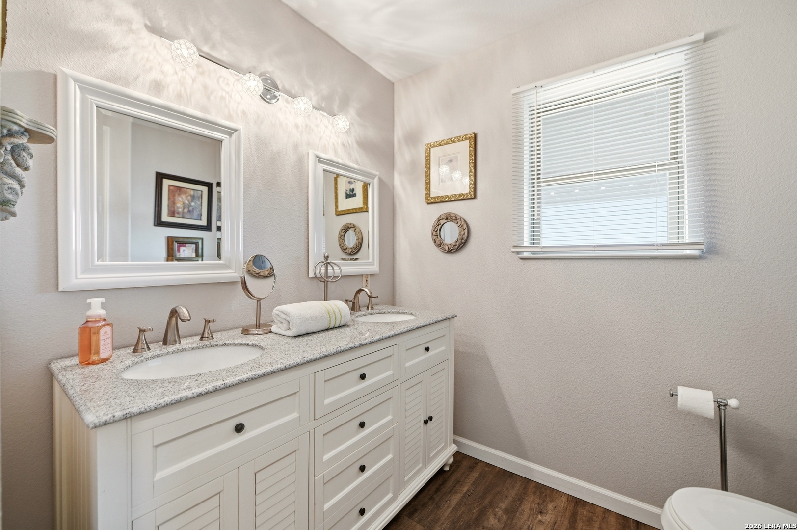 163 Buckeye Seguin TX 78155
