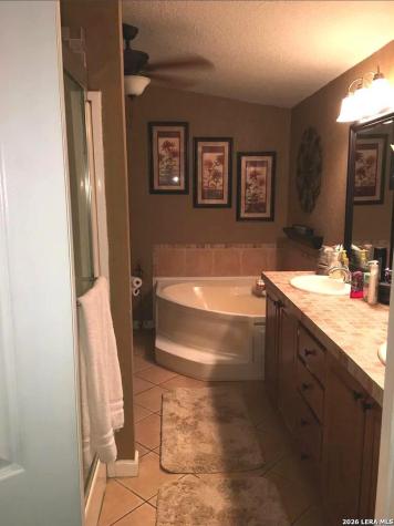 307 Homeridge La Vernia TX 78121