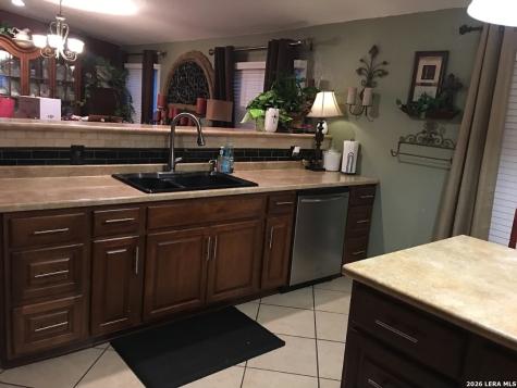307 Homeridge La Vernia TX 78121