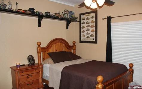 307 Homeridge La Vernia TX 78121