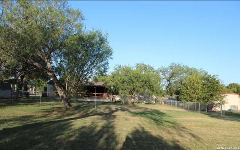 307 Homeridge La Vernia TX 78121