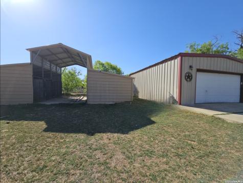 307 Homeridge La Vernia TX 78121