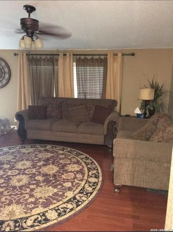 307 Homeridge La Vernia TX 78121