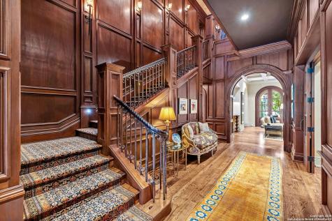 200 Geneseo Road Terrell Hills TX 78209