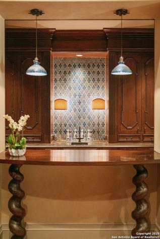 200 Geneseo Road Terrell Hills TX 78209