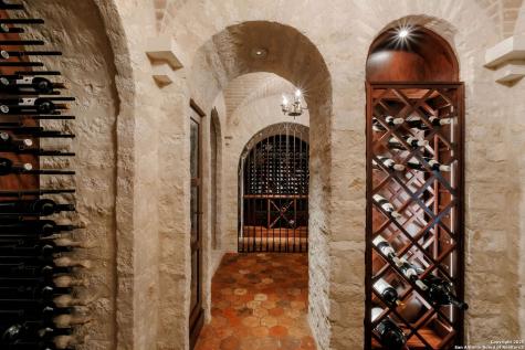 200 Geneseo Road Terrell Hills TX 78209