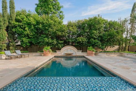 200 Geneseo Road Terrell Hills TX 78209