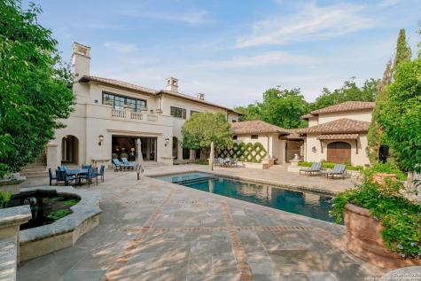 200 Geneseo Road Terrell Hills TX 78209