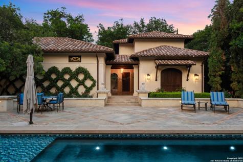 200 Geneseo Road Terrell Hills TX 78209