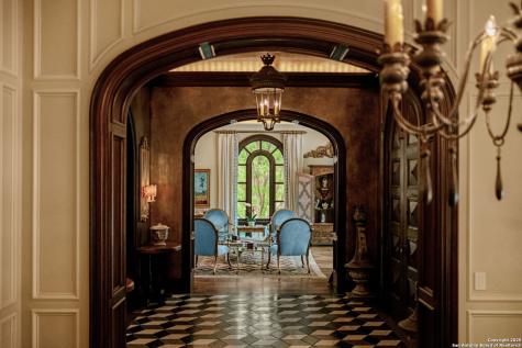 200 Geneseo Road Terrell Hills TX 78209