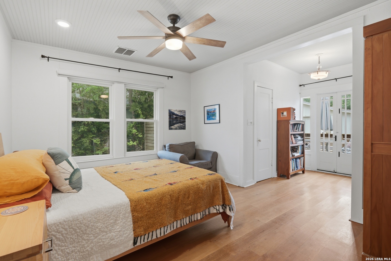 310 Queen Anne Court San Antonio TX 78209