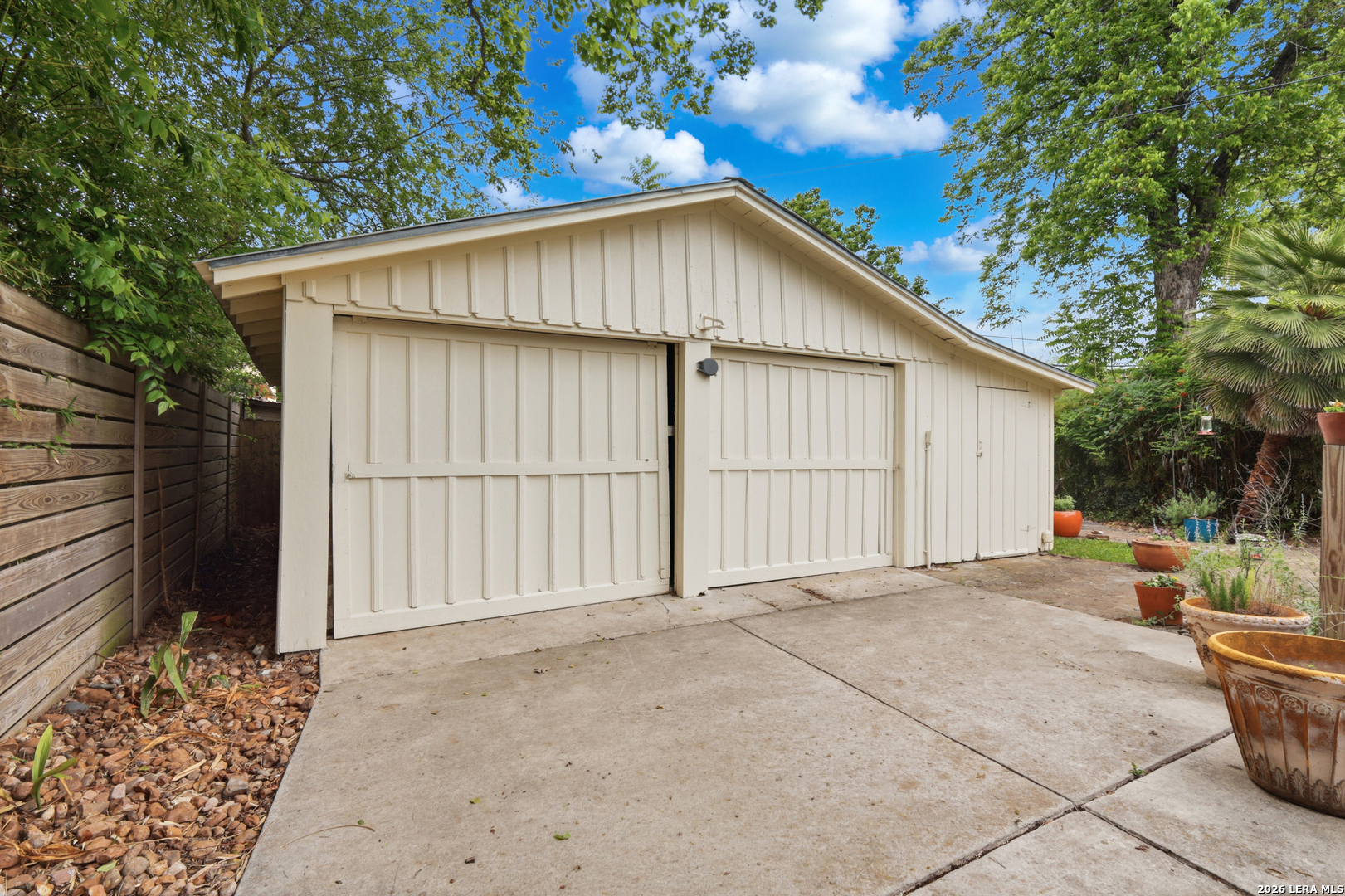 310 Queen Anne Court San Antonio TX 78209