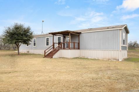 1487 Sheffield Road Seguin TX 78155