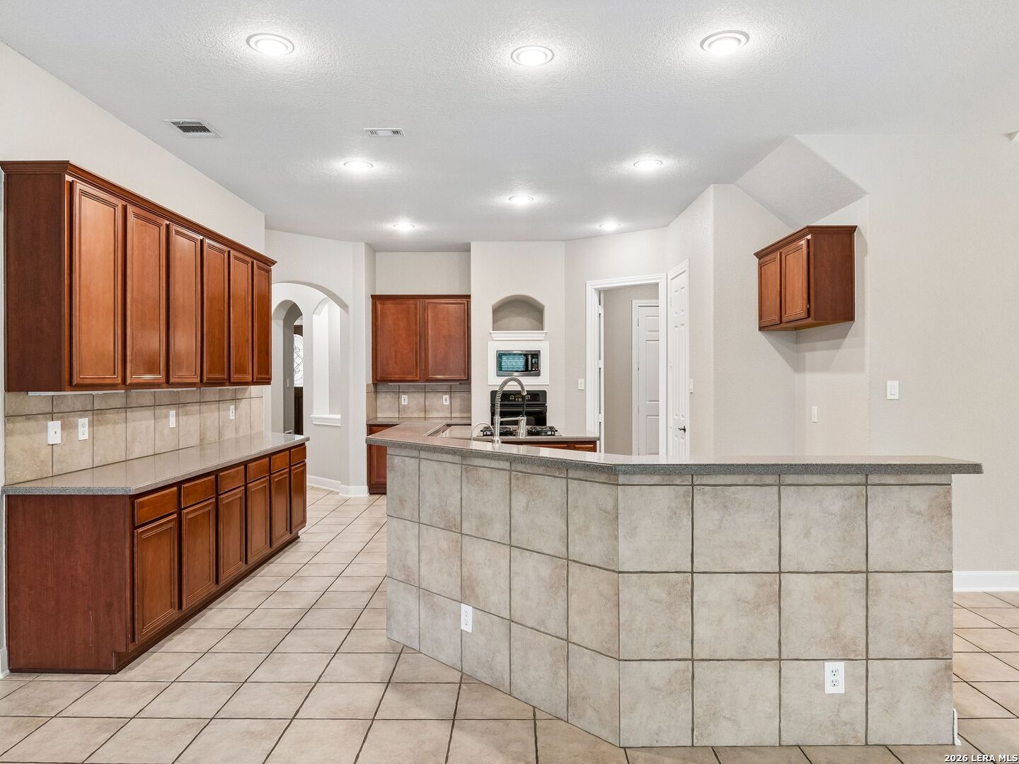 7730 Moss Brook San Antonio TX 78255