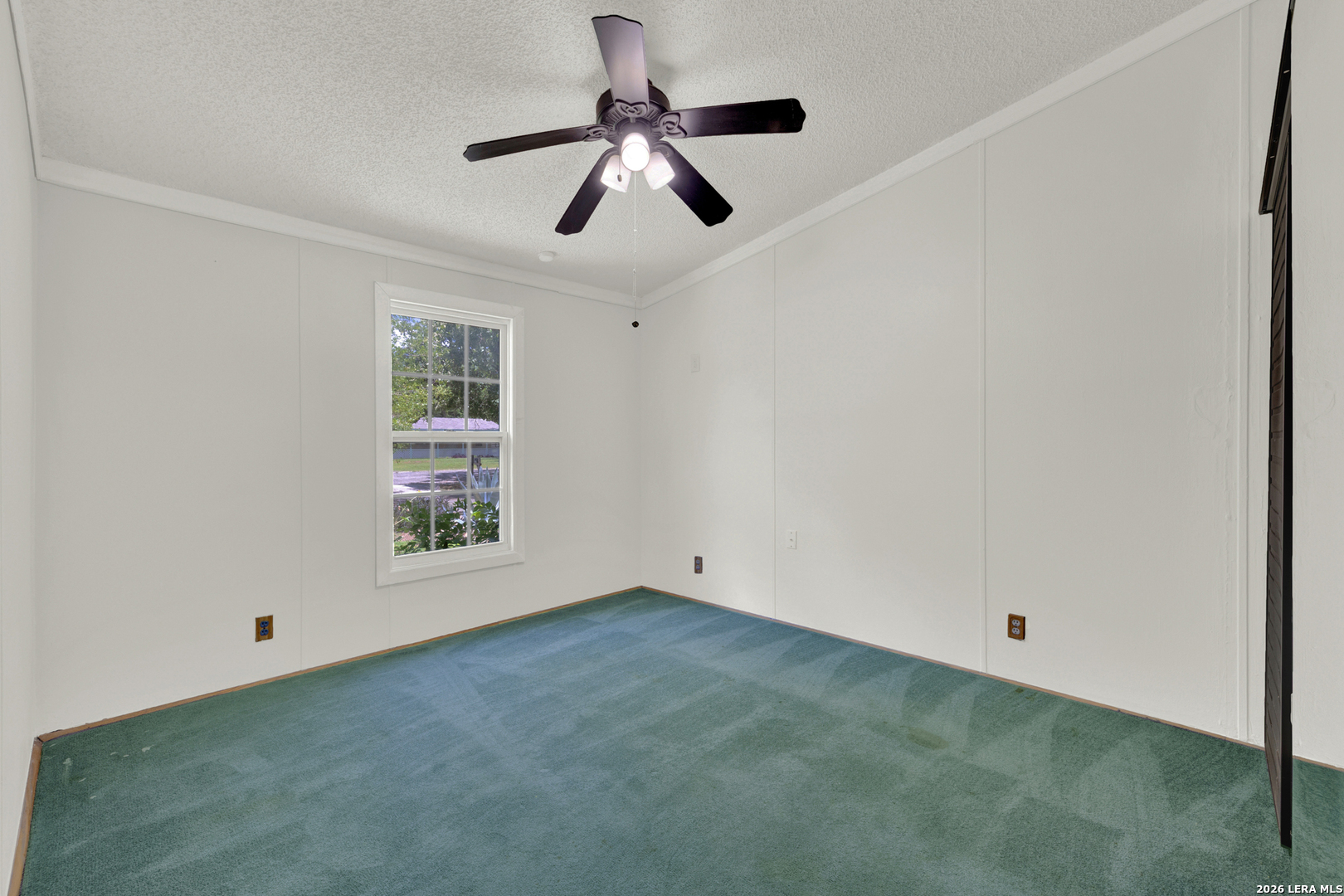 305 Elm Mcqueeney TX 78123