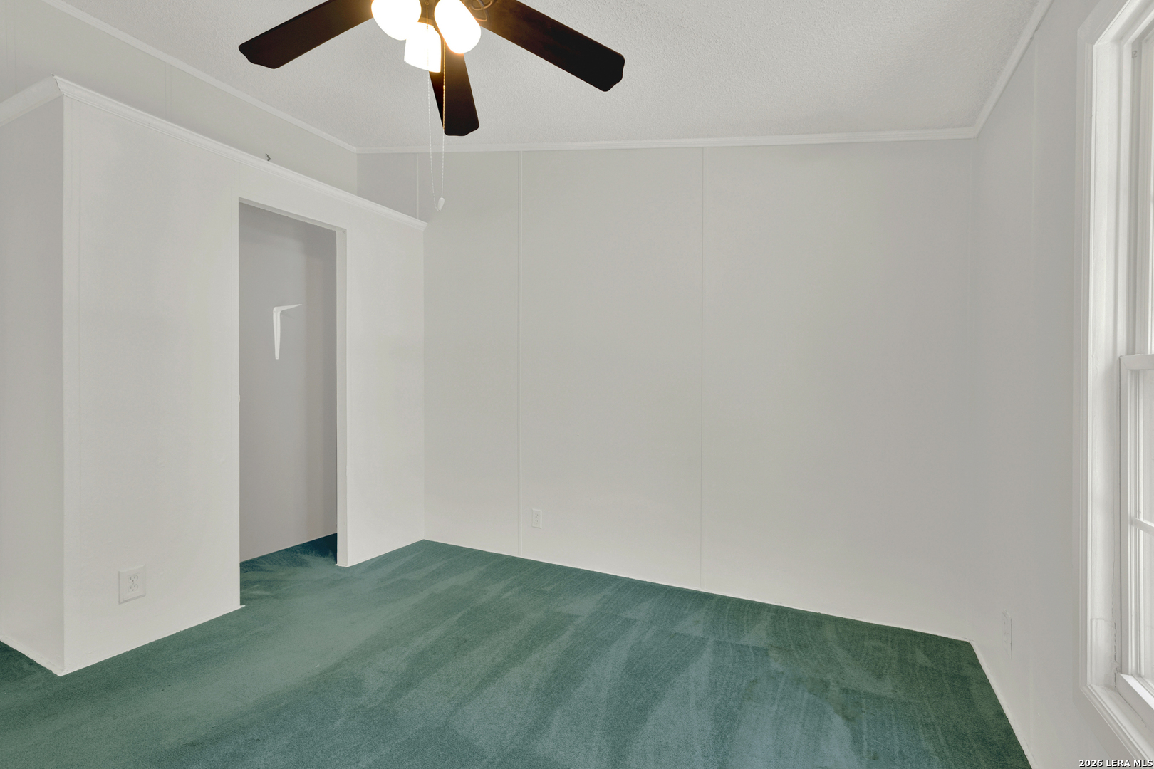 305 Elm Mcqueeney TX 78123