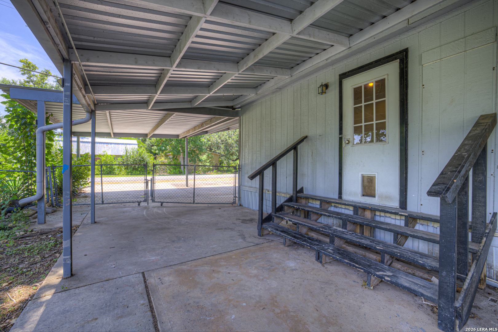 305 Elm Mcqueeney TX 78123