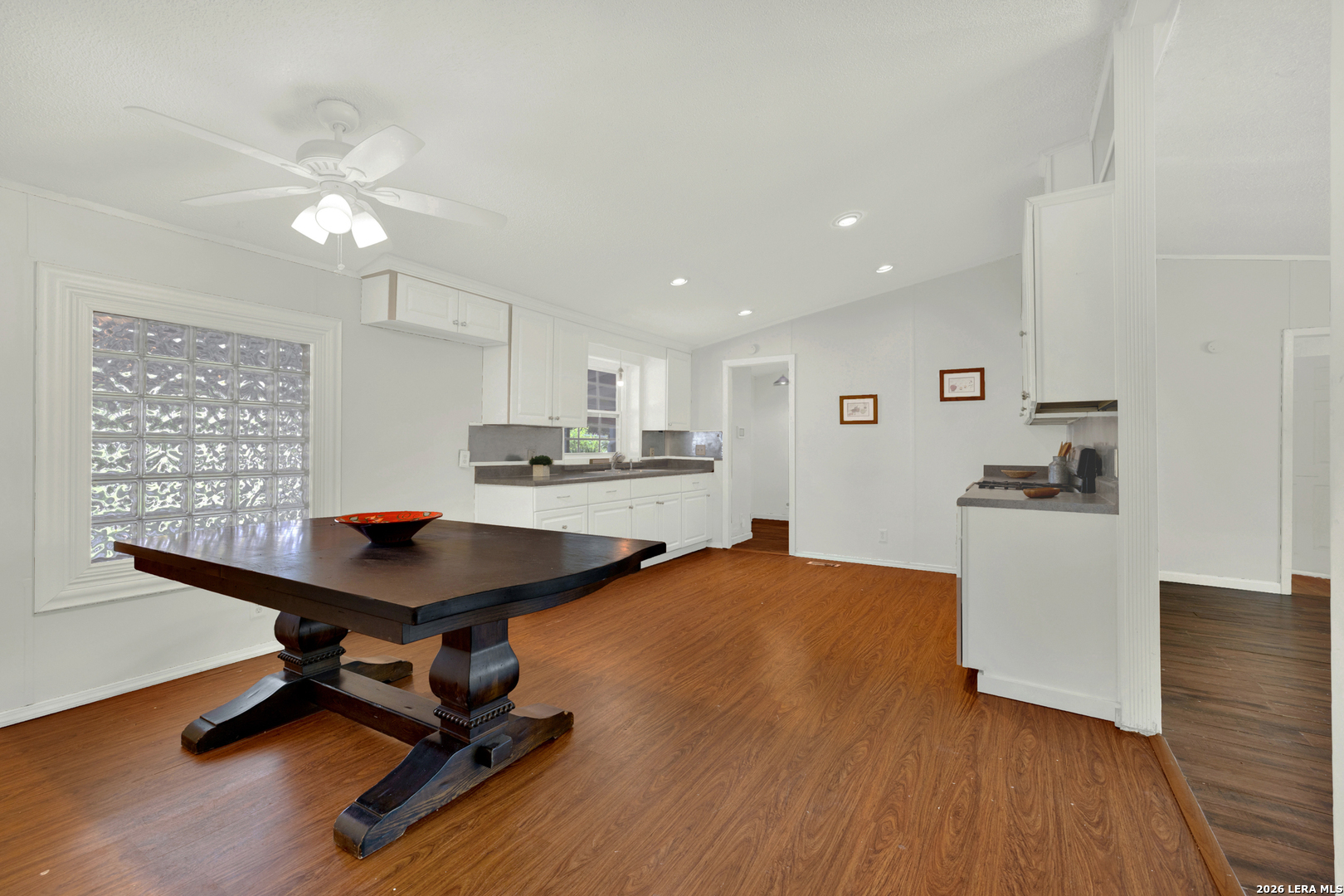 305 Elm Mcqueeney TX 78123