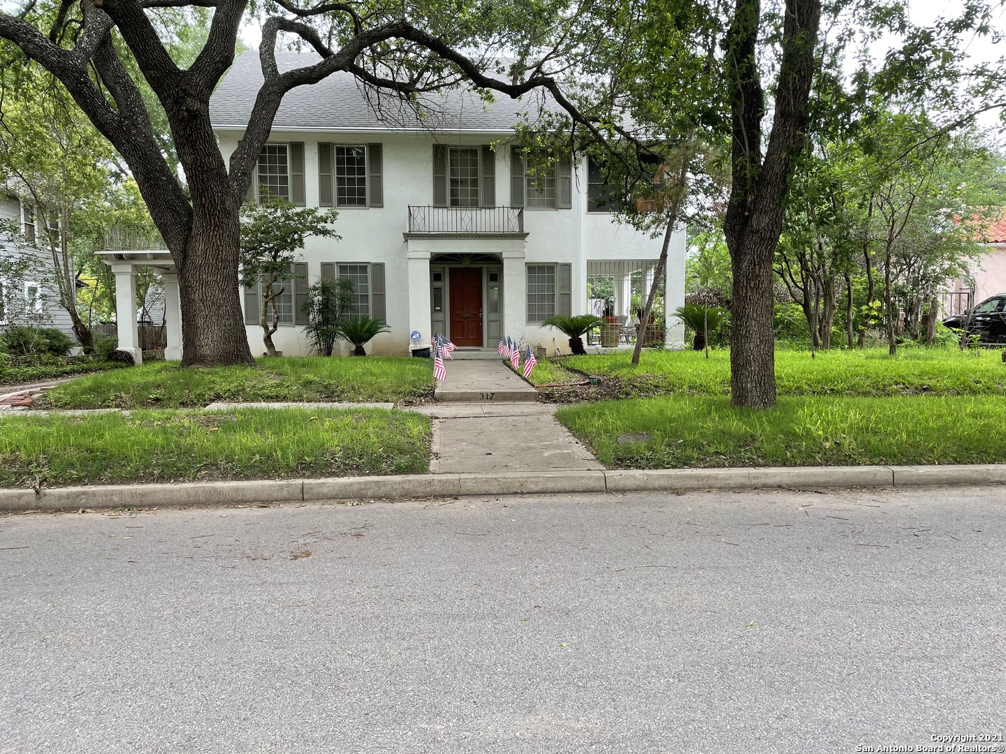 317 W Rosewood Avenue San Antonio TX 78212