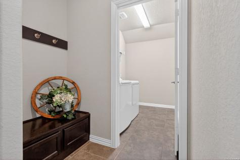 805 Raceland San Antonio TX 78245