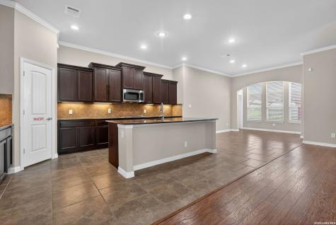 805 Raceland San Antonio TX 78245