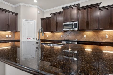 805 Raceland San Antonio TX 78245