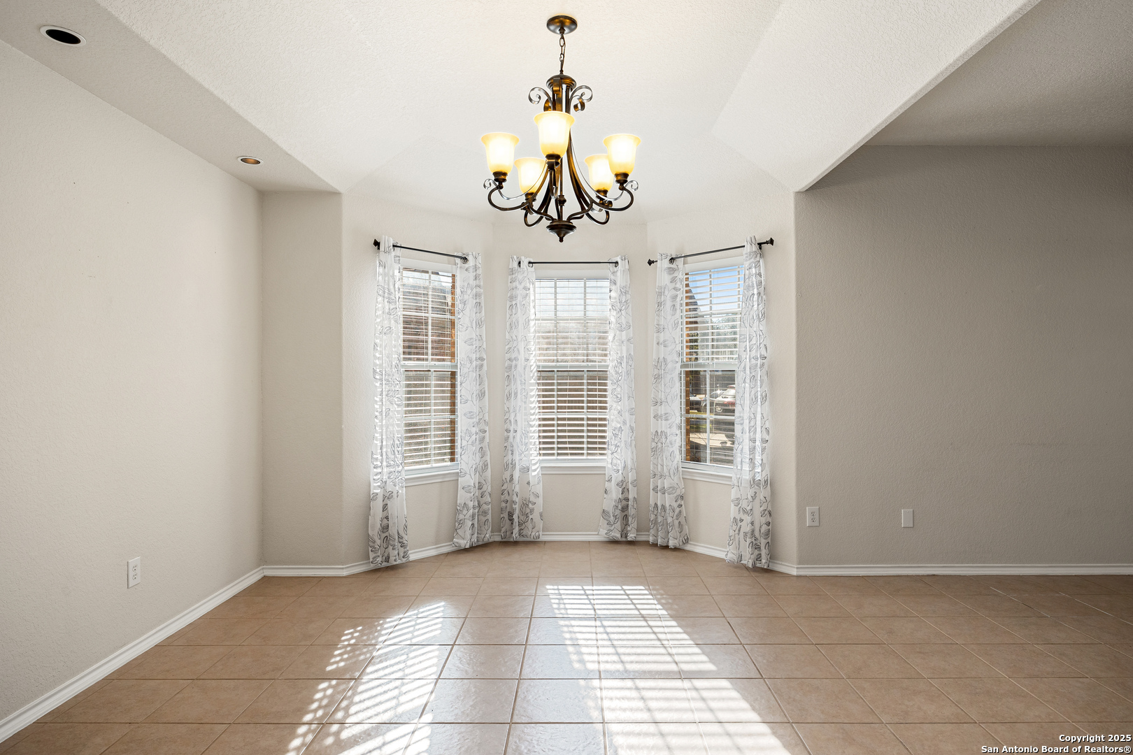 3734 Grissom Oaks San Antonio TX 78251