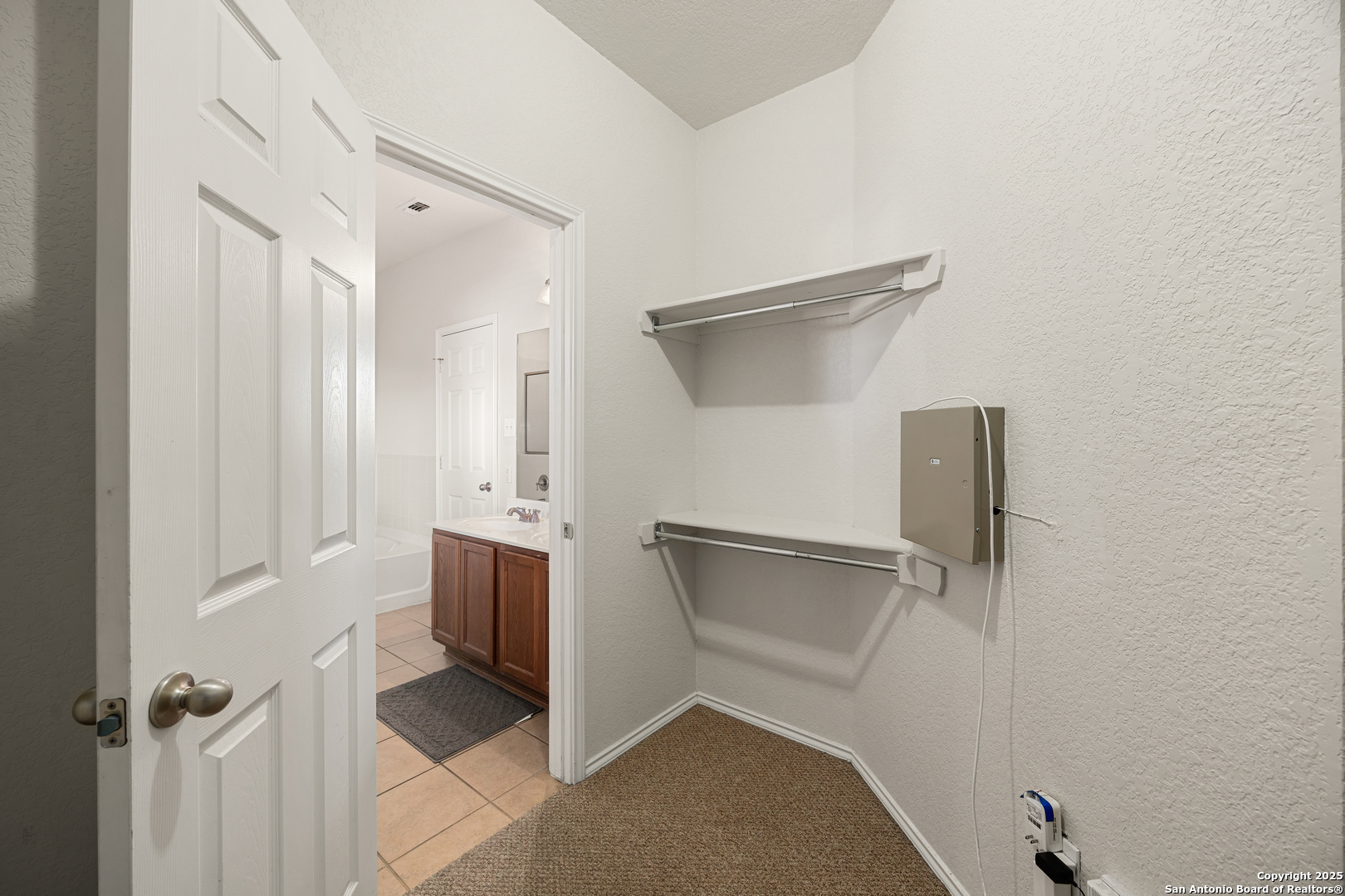 3734 Grissom Oaks San Antonio TX 78251